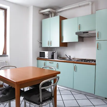 Palazzolo S/o Bilocale Con Box Apartamento