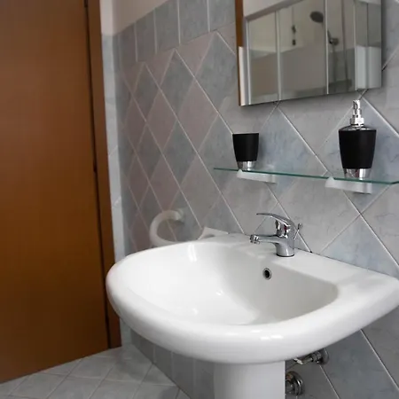 Apartamento Palazzolo S/o Bilocale Con Box